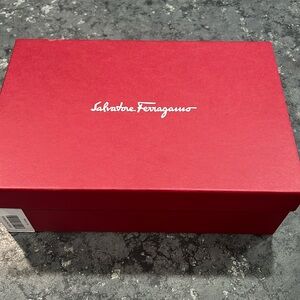 These are Salvatore Ferragamo. Size 9. Anthracite lamb